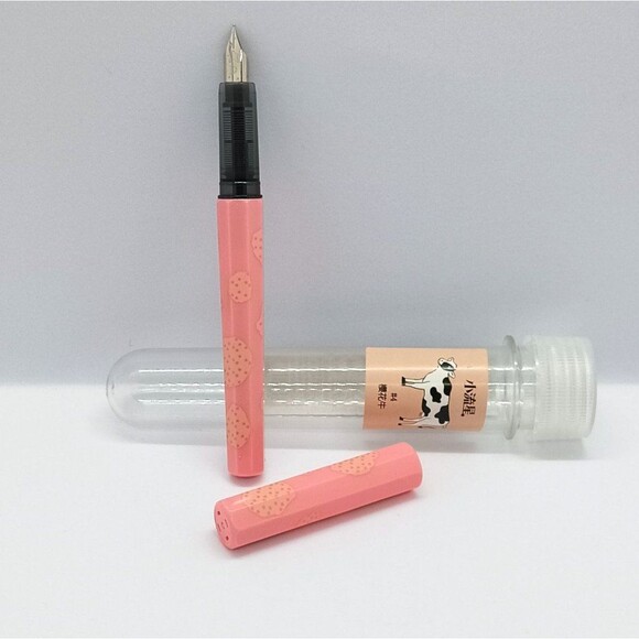Pink cow Fountain Pen .3 mm nib - Picture 2 of 11